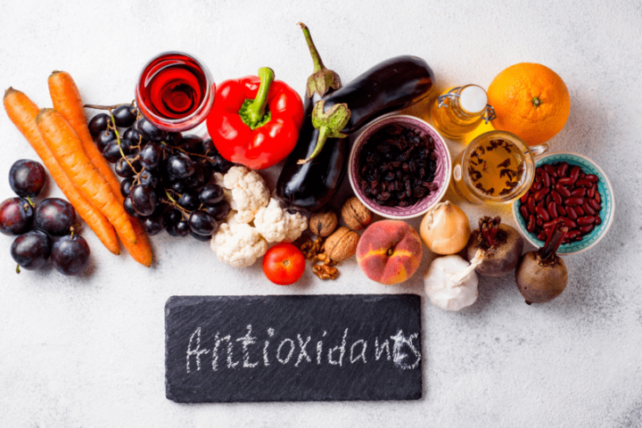 ¿Qué son y por qué necesitamos tomar alimentos antiinflamatorios?