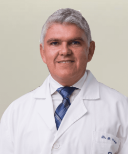 Dr. Ricardo Vallejo Salamanca